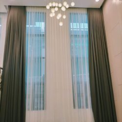 long motoirzed curtains dubai by curtain expert